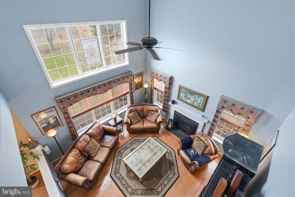 Image 19 of property listing at 12 ELLIOT CT, Royersford, PA 19468