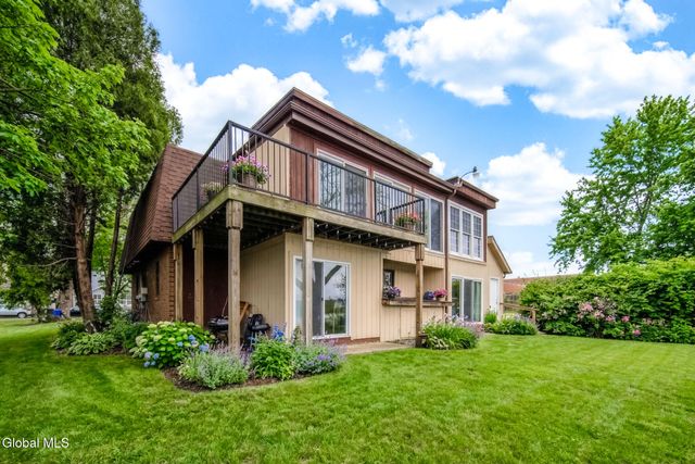 31 Riverside Avenue, Rensselaer, NY 12144