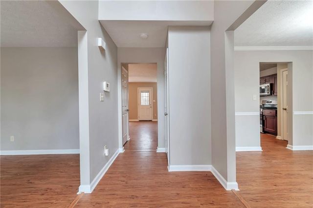 2539 Willow Way Drive, Lithonia, GA 30058