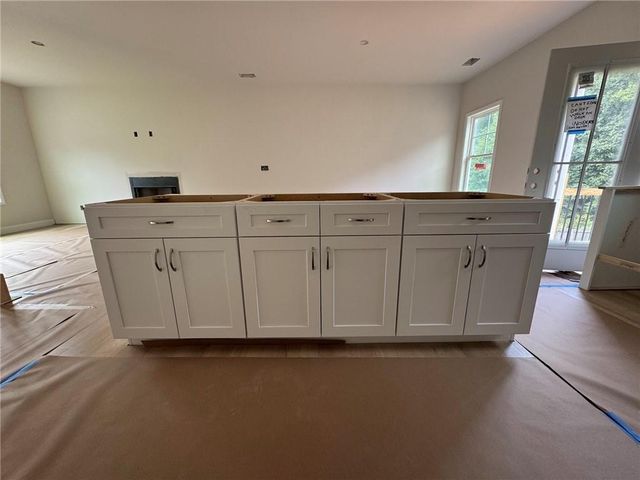 326 Dylan Way, Mcdonough, GA 30252
