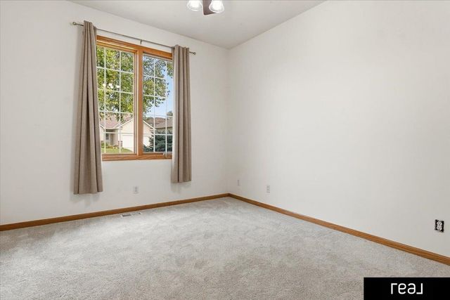 10620 S 213 Street, Gretna, NE 68028