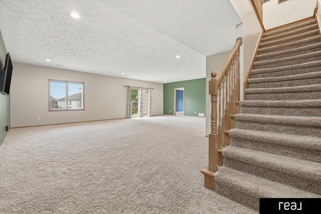 10620 S 213 Street, Gretna, NE 68028