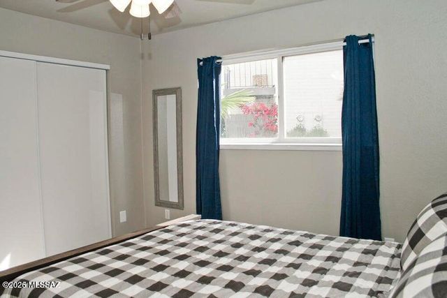 8450 E Old Spanish Trl Apt 130, Tucson, AZ 85710