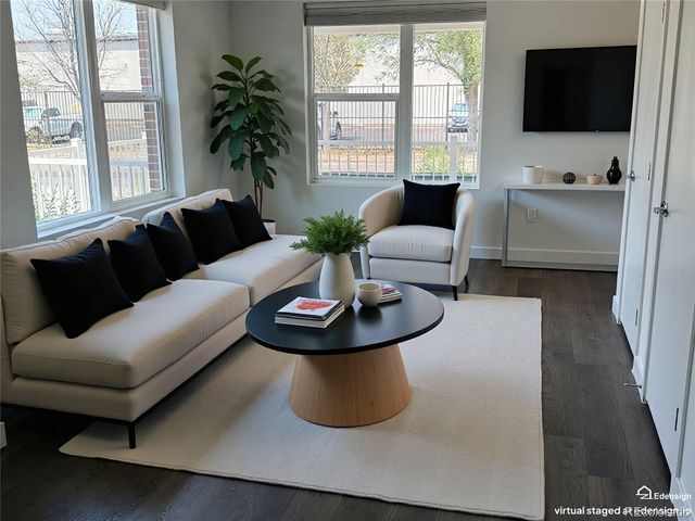 2206 E 38th Ave, Denver, CO 80205