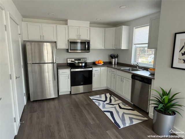 2206 E 38th Ave, Denver, CO 80205