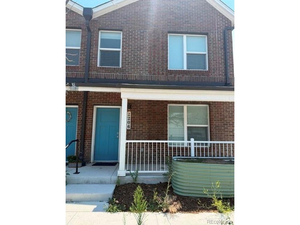 2206 E 38th Ave, Denver, CO 80205