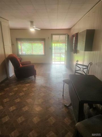 10209 Thunder Road, Richwoods, MO 63071