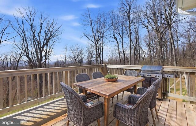 210 GAYLES, Front Royal, VA 22630
