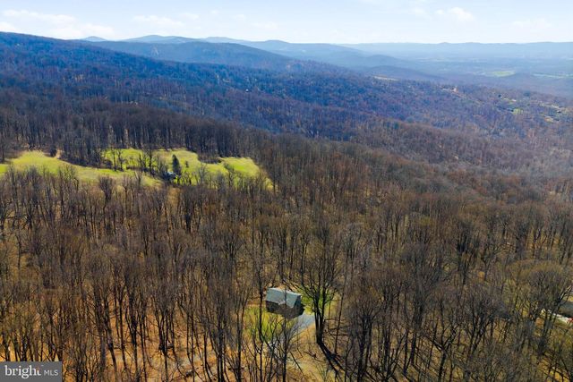 210 GAYLES, Front Royal, VA 22630