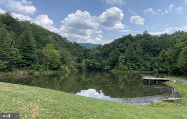 210 GAYLES, Front Royal, VA 22630