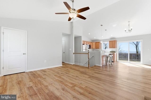 210 GAYLES, Front Royal, VA 22630