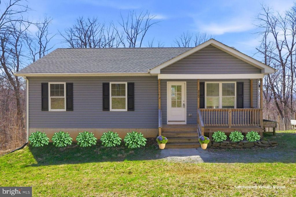 210 GAYLES, Front Royal, VA 22630