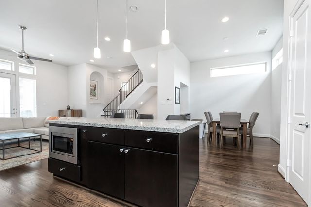 1221 Bonner Street, Houston, TX 77007