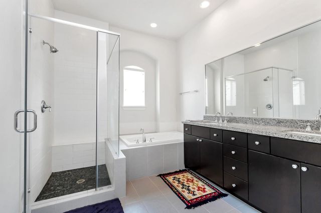 1221 Bonner Street, Houston, TX 77007