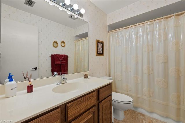 1279 Hazeltine DR, Fort Myers, FL 33919