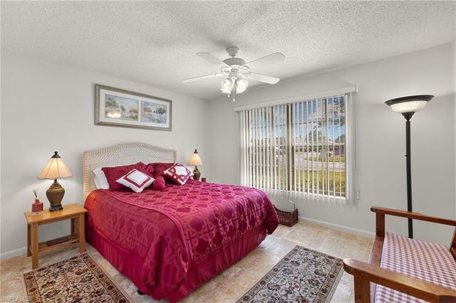 1279 Hazeltine DR, Fort Myers, FL 33919