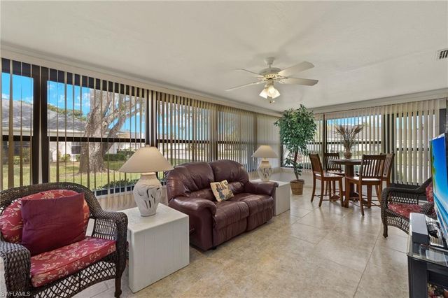 1279 Hazeltine DR, Fort Myers, FL 33919