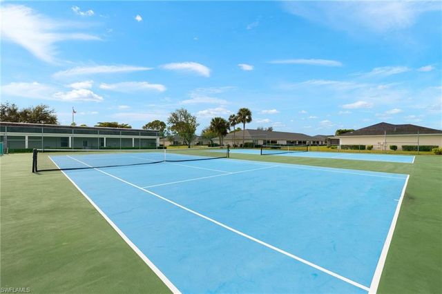 1279 Hazeltine DR, Fort Myers, FL 33919