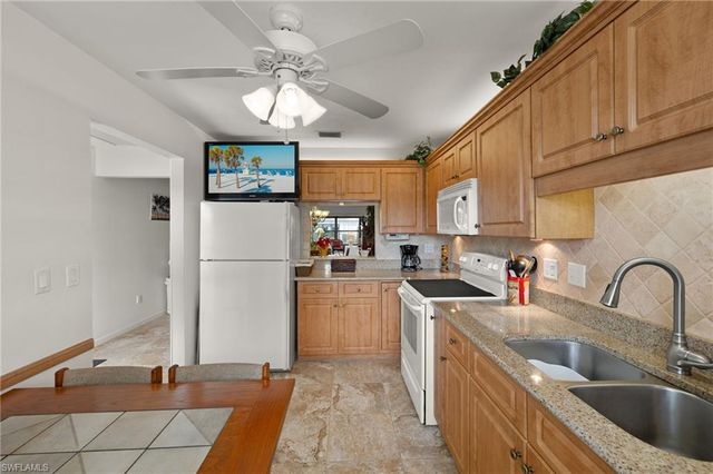 1279 Hazeltine DR, Fort Myers, FL 33919