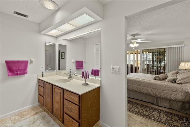 1279 Hazeltine DR, Fort Myers, FL 33919