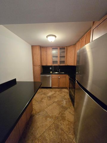 2500 Parkview Drive 412, Hallandale Beach, FL 33009