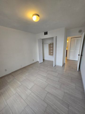 2500 Parkview Drive 412, Hallandale Beach, FL 33009