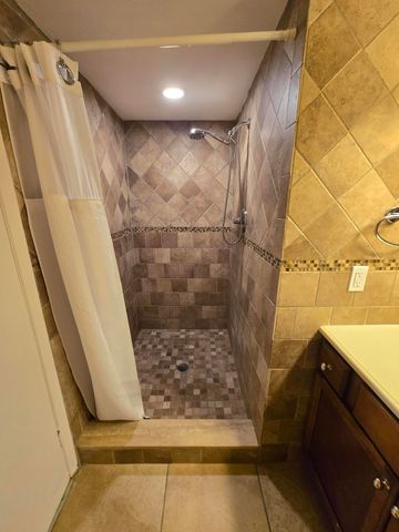 2500 Parkview Drive 412, Hallandale Beach, FL 33009