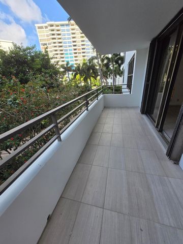 2500 Parkview Drive 412, Hallandale Beach, FL 33009