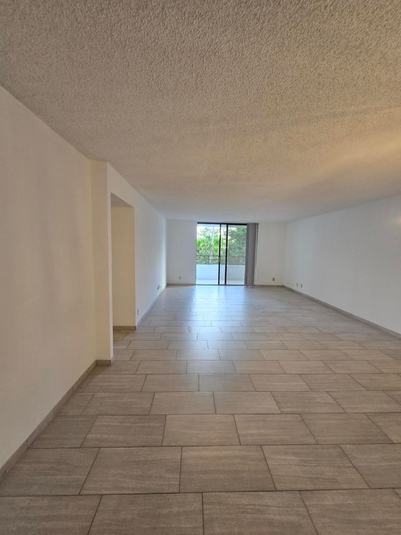 2500 Parkview Drive 412, Hallandale Beach, FL 33009