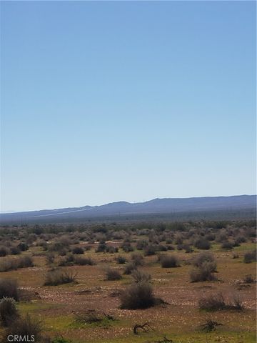 9 Pipeline Road, Boron, CA 93516