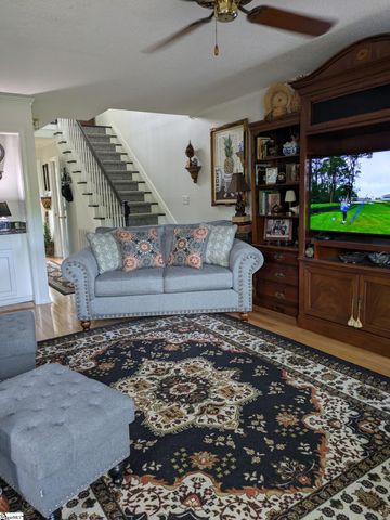 11 Spring View Lane, Taylors, SC 29687
