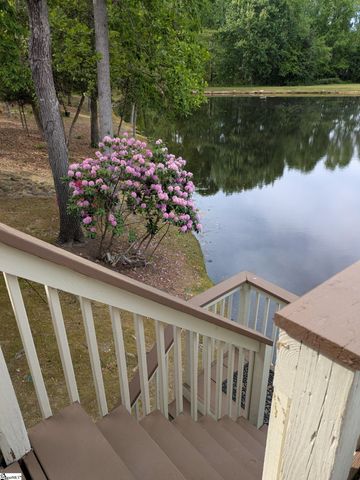 11 Spring View Lane, Taylors, SC 29687