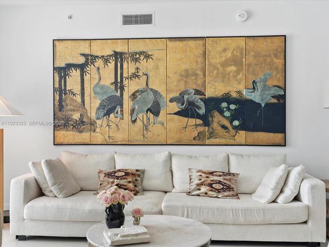 17111 Biscayne Boulevard 1104, North Miami Beach, FL 33160