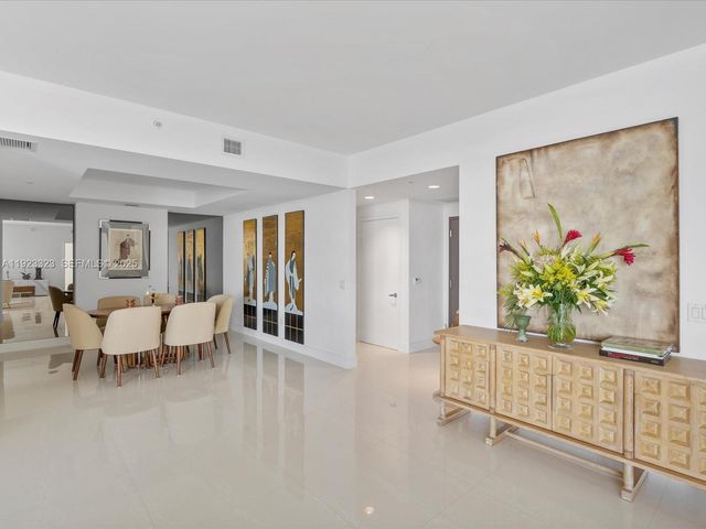 17111 Biscayne Boulevard 1104, North Miami Beach, FL 33160