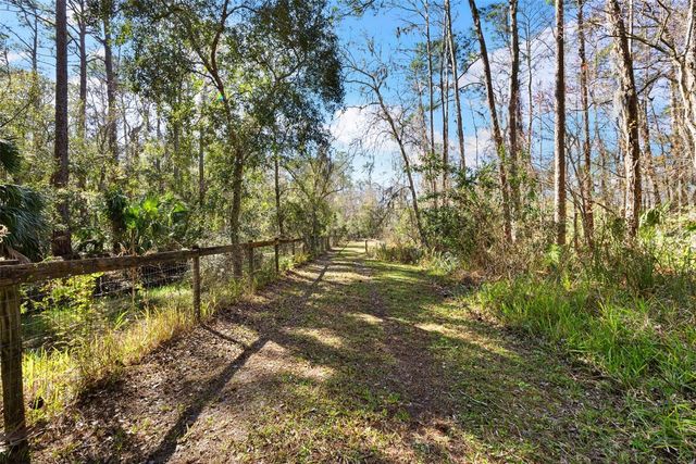 1054 RANCH ROAD, Tarpon Springs, FL 34688