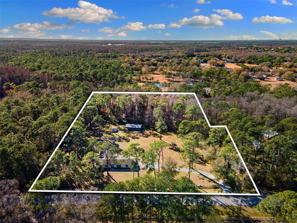 Image 1 of property listing at 1054 RANCH ROAD, Tarpon Springs, FL 34688