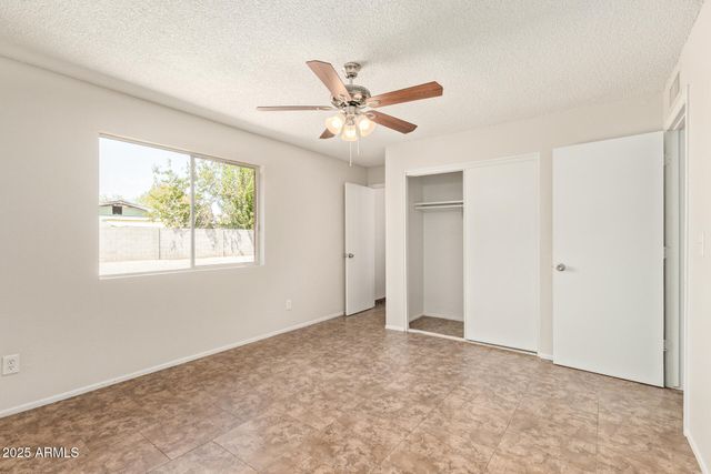 4344 E MICHELLE Drive, Phoenix, AZ 85032