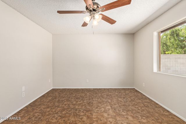 4344 E MICHELLE Drive, Phoenix, AZ 85032