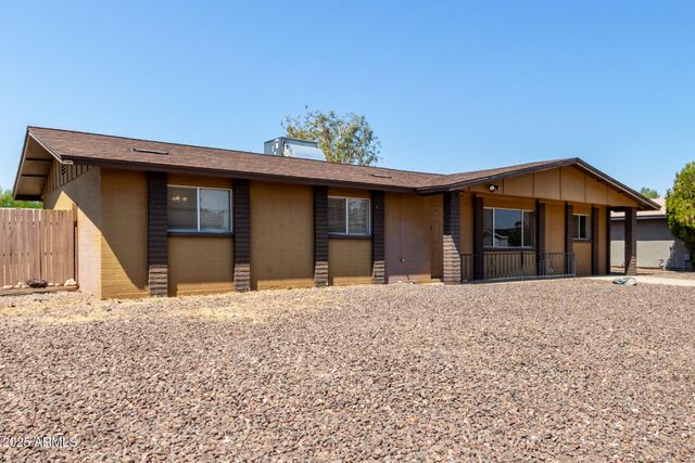 4344 E MICHELLE Drive, Phoenix, AZ 85032