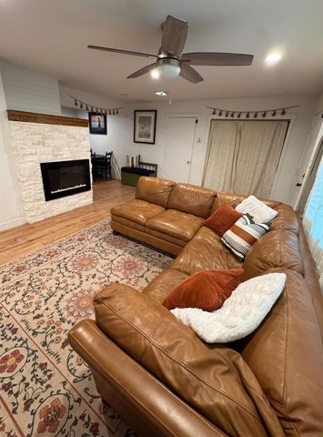 7333 Bonita Way, Citrus Heights, CA 95610