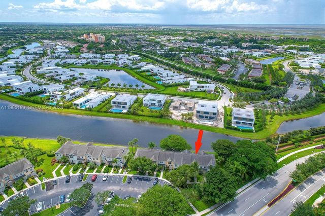 205 Mallory Ct 205, Weston, FL 33326