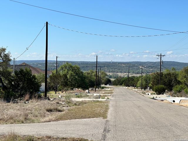 323 TOUCAN DR, Spring Branch, TX 78070