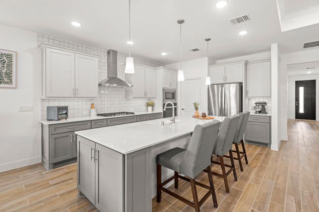 7539 Rolling Stone Drive, Fulshear, TX 77441
