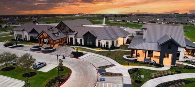 7539 Rolling Stone Drive, Fulshear, TX 77441