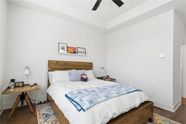 1242 Cushenberry Lane 10, Atlanta, GA 30318