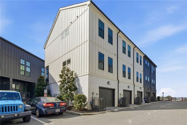 1242 Cushenberry Lane 10, Atlanta, GA 30318