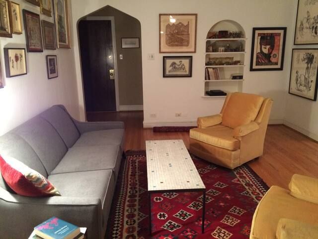 1459 W Elmdale Avenue 3, Chicago, IL 60660