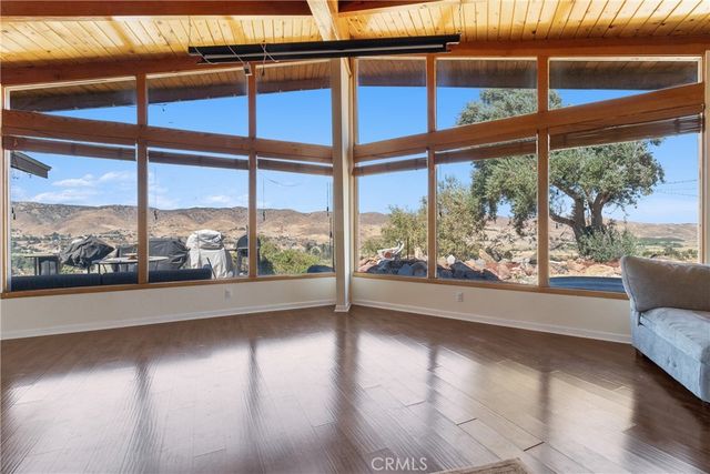 8734 Vientos, Leona Valley, CA 93551