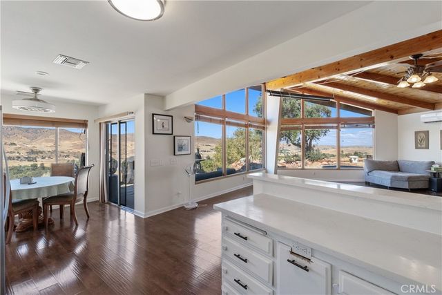 8734 Vientos, Leona Valley, CA 93551