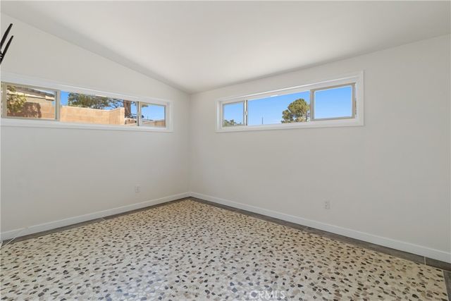 8734 Vientos, Leona Valley, CA 93551